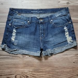 Touch me distressed denim shorts